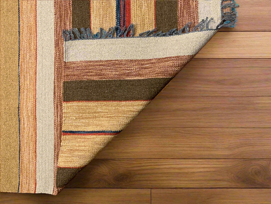 Handwoven Indian Kilim Rug – Geometric Navajo Design, size 3' 9" x 6"