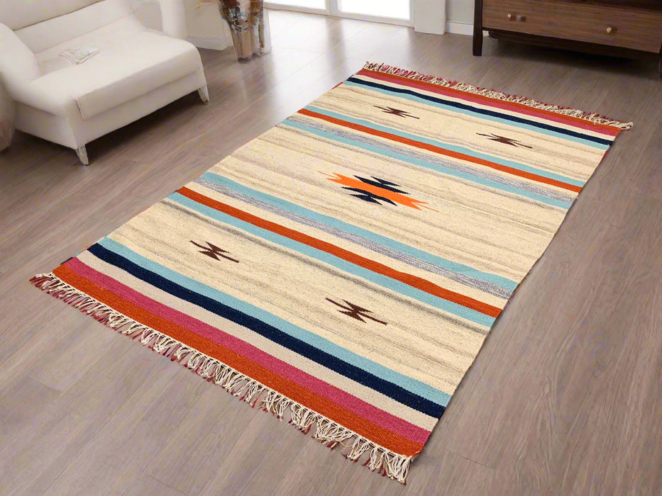 Handwoven Indian Kilim Rug – Geometric Navajo Design, size 4" x 6"