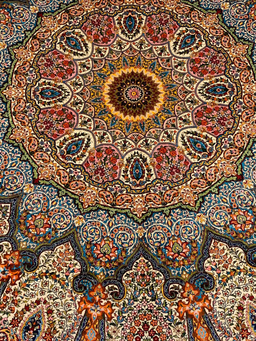 Exquisite 100% Silk Persian Design Rug – Elegant and Luxurious, size 4" x 6" (H)