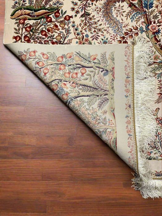 Exquisite 100% Silk Persian Design Rug – Elegant and Luxurious, size  4" x 6" (H)