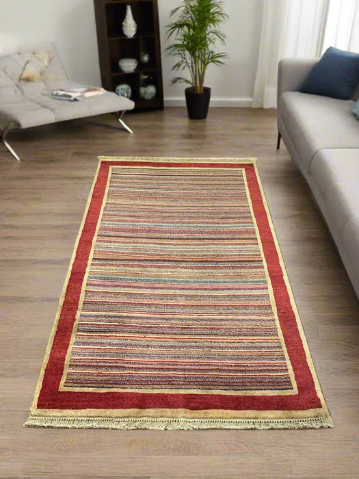 Hand-Knotted Sultanabad Vegetable-Dyed Wool Rug 3' 2" x 5' 2" (K)