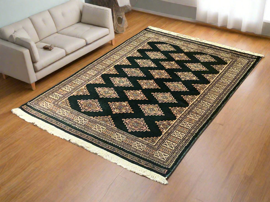 Hand-Knotted Pakistani Bokhara Rug – 100% Wool, 3' 3" x 4' 7" (M)