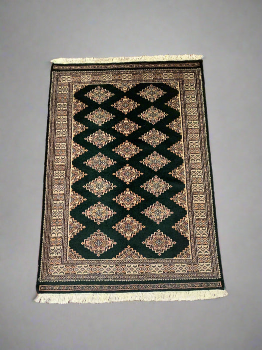 Hand-Knotted Pakistani Bokhara Rug – 100% Wool, 3' 3" x 4' 7" (M)