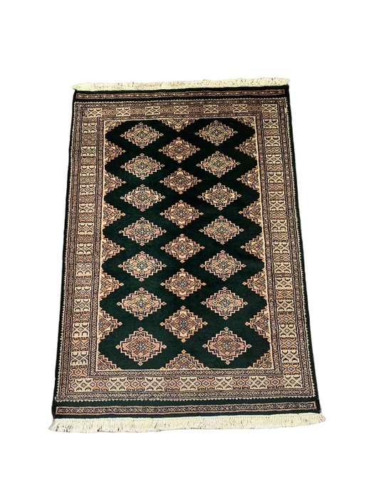 Hand-Knotted Pakistani Bokhara Rug – 100% Wool, 3' 3" x 4' 7" (M)