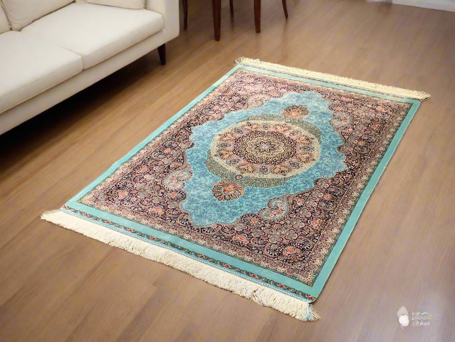Exquisite 100% Silk Persian Design Rug – Elegant and Luxurious, size 3" x 5" (H)