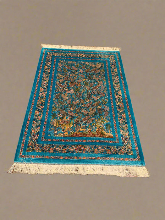 Exquisite 100% Silk Persian Design Rug – Elegant and Luxurious, size 3" x 5" (H)