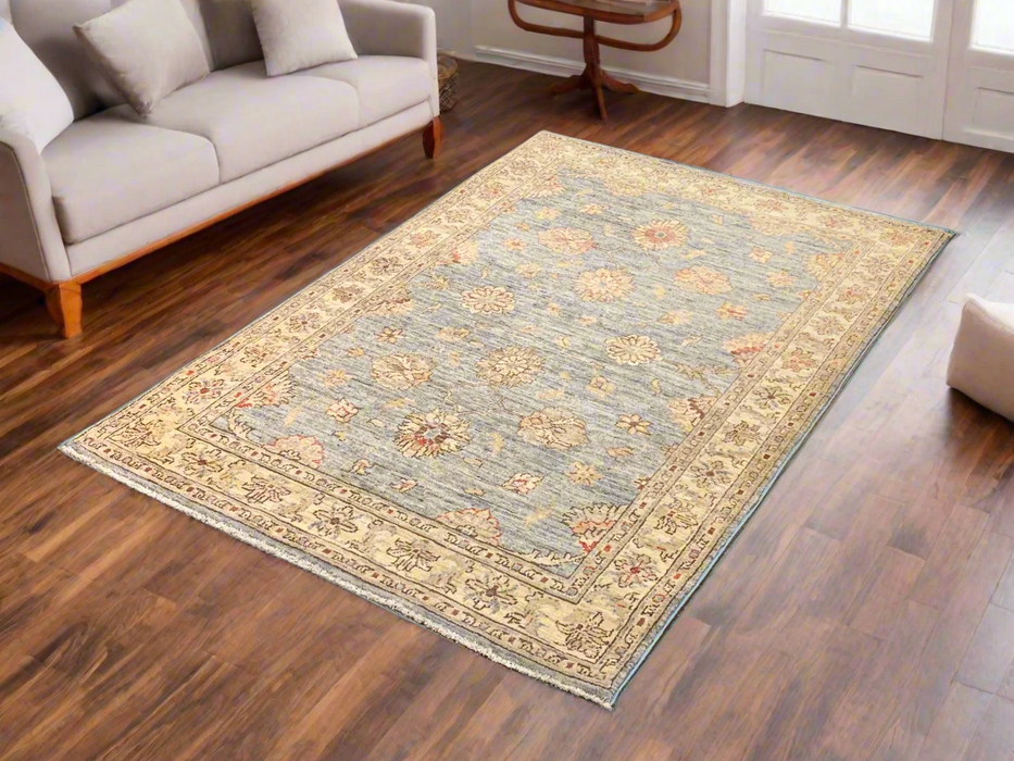 Hand-Knotted Sultanabad Vegetable-Dyed Wool Rug, 3' 5" x 5"