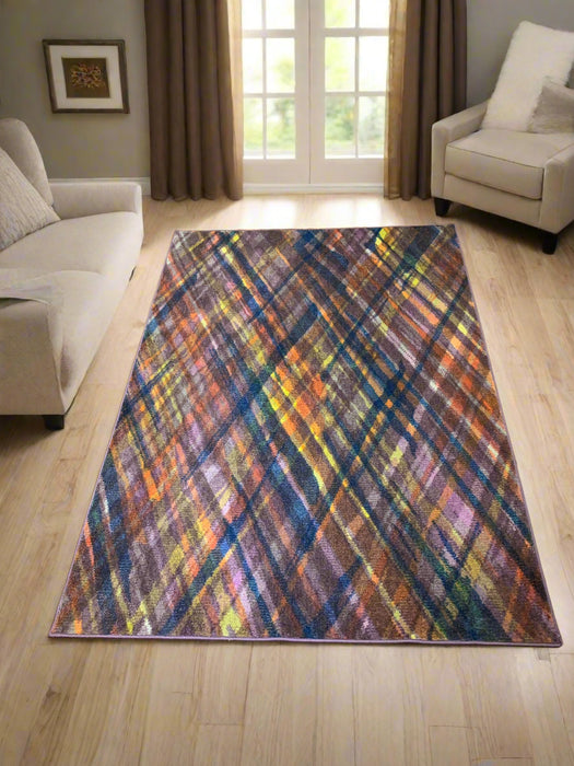 Persian-Inspired. Modern Defined. Turkish Made Rug, size 5' 3" x 7' 4" (O) machine