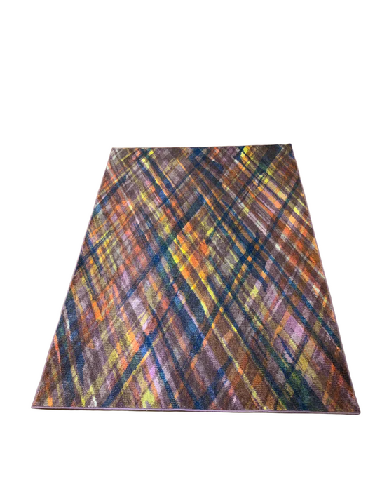 Persian-Inspired. Modern Defined. Turkish Made Rug, size 5' 3" x 7' 4" (O) machine