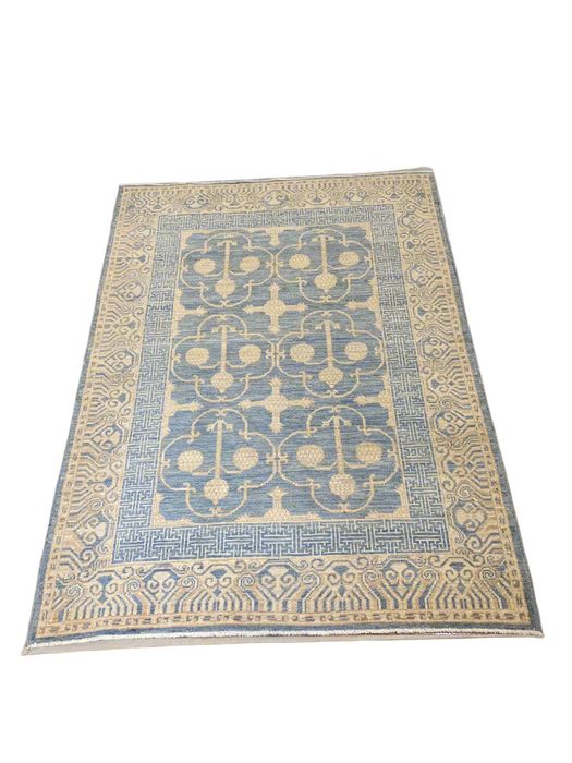 Khotan Pomegranate design Oriental Rug, size 5" x 7" (D)