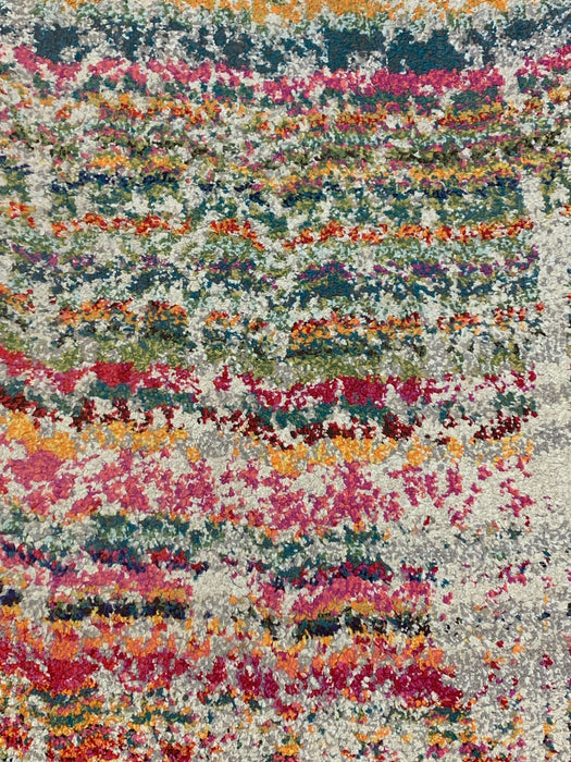 Persian-Inspired. Modern Defined. Turkish Made Rug, size 5" x 7' 8"  (O)