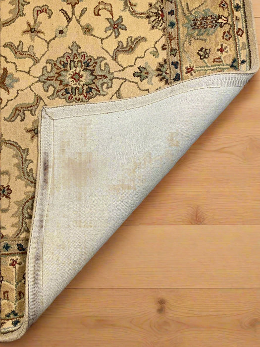 Persian-Inspired. Modern Defined. Turkish Made Rug, size 5" x 7' 4" (o) tufted