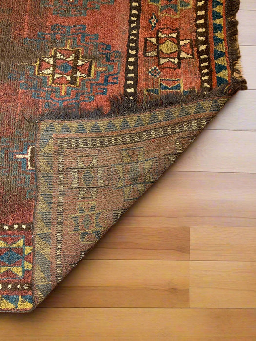 Antique kirgiz Rug, circa 1910-1920. 5' 2" x 8' 1"