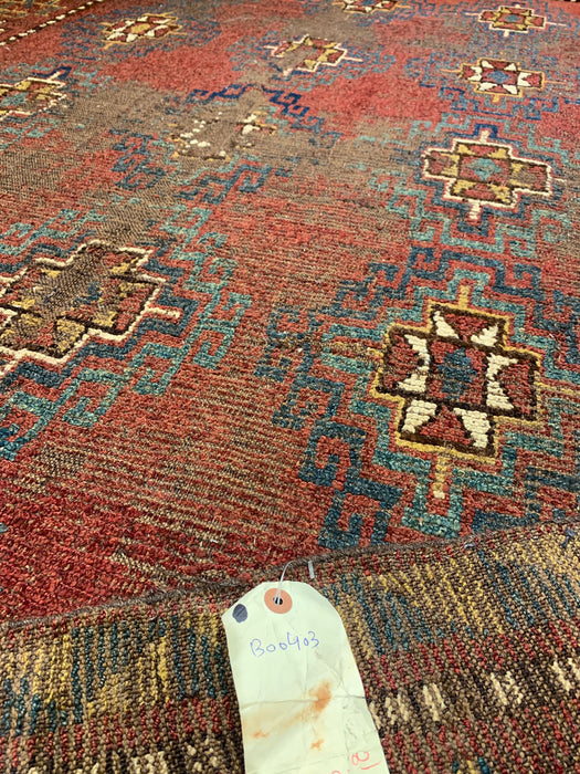 Antique kirgiz Rug, circa 1910-1920. 5' 2" x 8' 1"