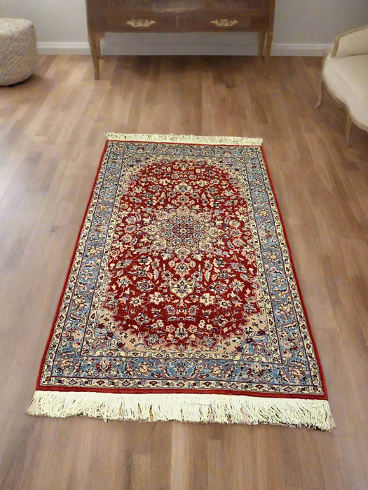 Hand-Knotted Pakistani Wool Rug, Tribal/Floral Design, size 3' 1" x 5' 2" (N) double knot