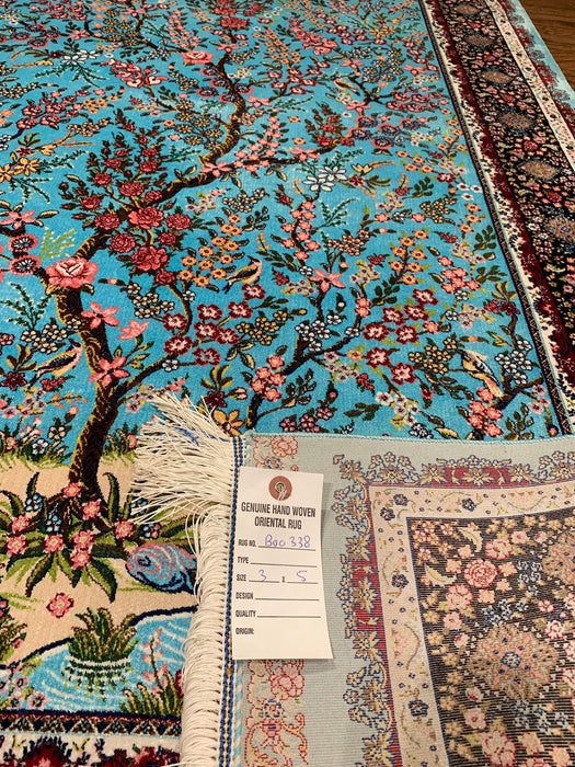 Exquisite 100% Silk Persian Design Rug – Elegant and Luxurious, size 3" x 5" (H)