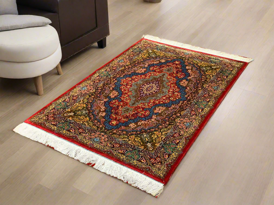 Exquisite 100% Silk Persian Design Rug – Elegant and Luxurious, size 3" x 5" (H)