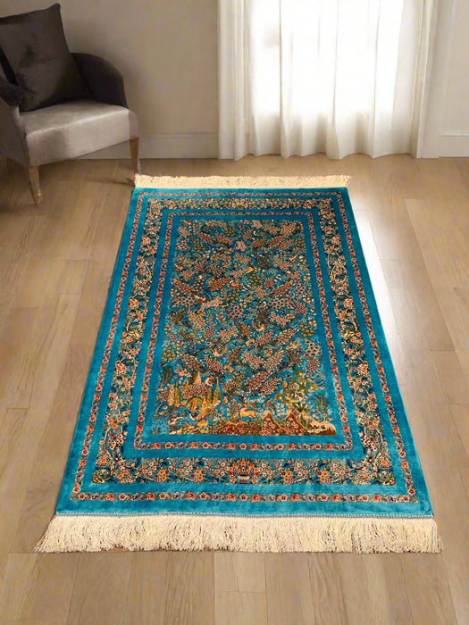 Exquisite 100% Silk Persian Design Rug – Elegant and Luxurious, size 3" x 5" (H)