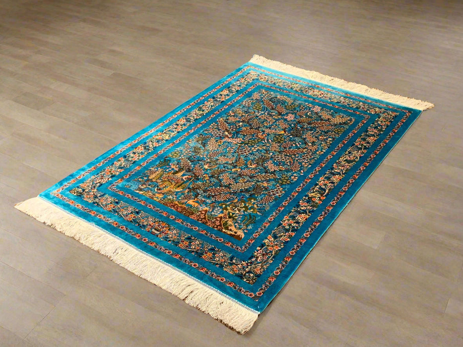 Exquisite 100% Silk Persian Design Rug – Elegant and Luxurious, size 3" x 5" (H)