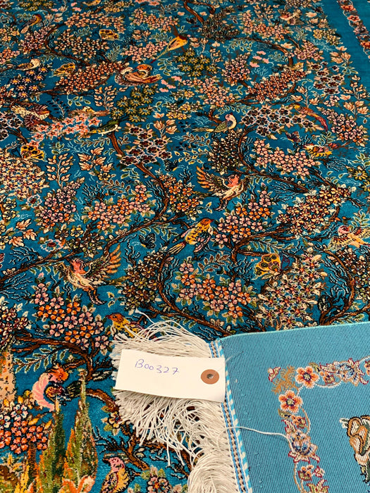 Exquisite 100% Silk Persian Design Rug – Elegant and Luxurious, size 3" x 5" (H)