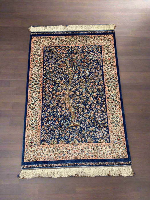 Exquisite 100% Silk Persian Design Rug – Elegant and Luxurious, size 3" x 5" (H)