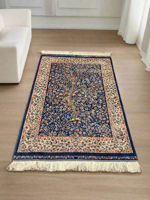 Exquisite 100% Silk Persian Design Rug – Elegant and Luxurious, size 3" x 5" (H)