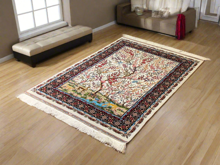 Exquisite 100% Silk Persian Design Rug – Elegant and Luxurious, size 3' 3" x 4' 10" (H)