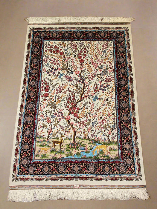 Exquisite 100% Silk Persian Design Rug – Elegant and Luxurious, size 3' 3" x 4' 10" (H)