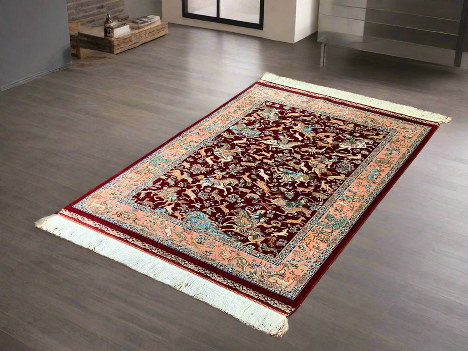 Exquisite 100% Silk Persian Design Rug – Elegant and Luxurious, size 3' 2" x 4' 9" (H)