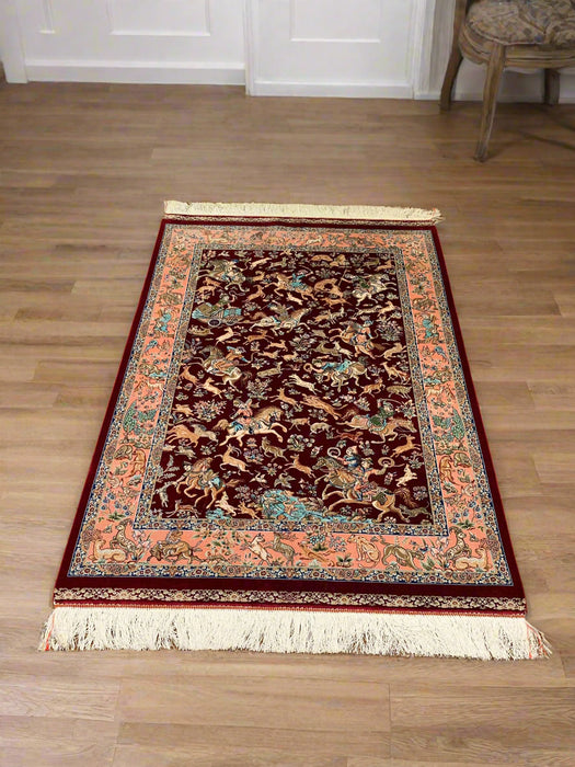 Exquisite 100% Silk Persian Design Rug – Elegant and Luxurious, size 3' 2" x 4' 9" (H)
