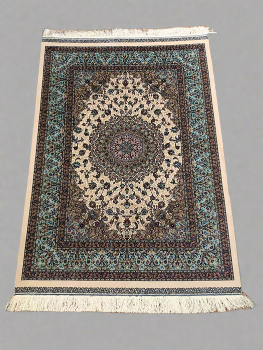 Exquisite 100% Silk Persian Design Rug – Elegant and Luxurious, size 3' 3" x 5" (H)