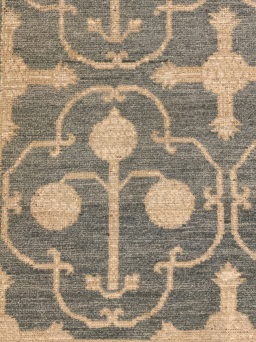 Khotan Pomegranate design Oriental Rug, size 5' 3" x 7' 2" (D)