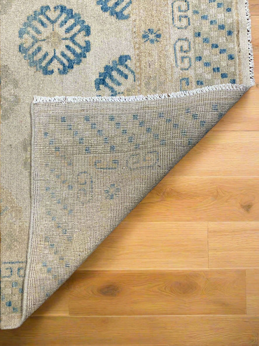 Khotan Pomegranate design Oriental Rug, size 5" x 6' 9"(D)