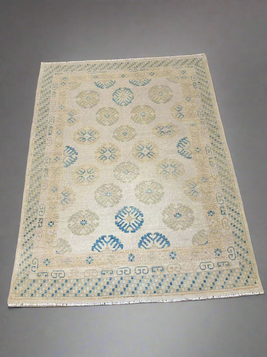 Khotan Pomegranate design Oriental Rug, size 5" x 6' 9"(D)