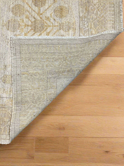 Khotan Pomegranate design Oriental Rug, size  5" x 7' 2"(D)