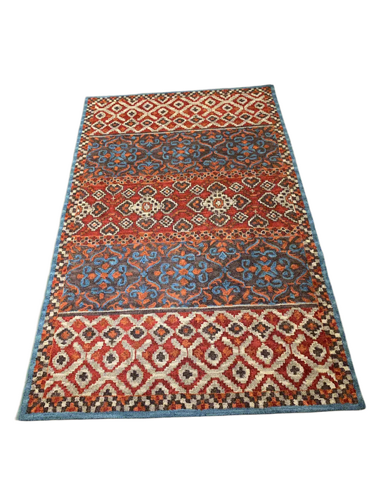 Persian-Inspired. Modern Defined. Turkish Made Rug, size 5" x 8"(O) tufted