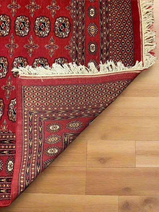 Hand-Knotted Pakistani Bokhara Rug – 100% Wool, 5' 3" x 9"(M)