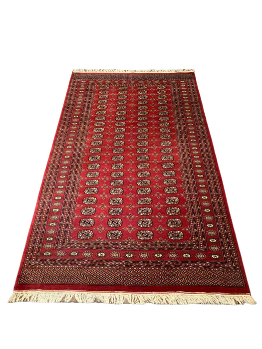Hand-Knotted Pakistani Bokhara Rug – 100% Wool, 5' 3" x 9"(M)