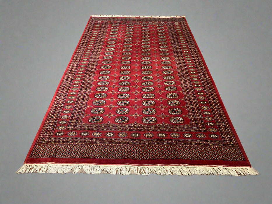 Hand-Knotted Pakistani Bokhara Rug – 100% Wool, 5' 3" x 9"(M)