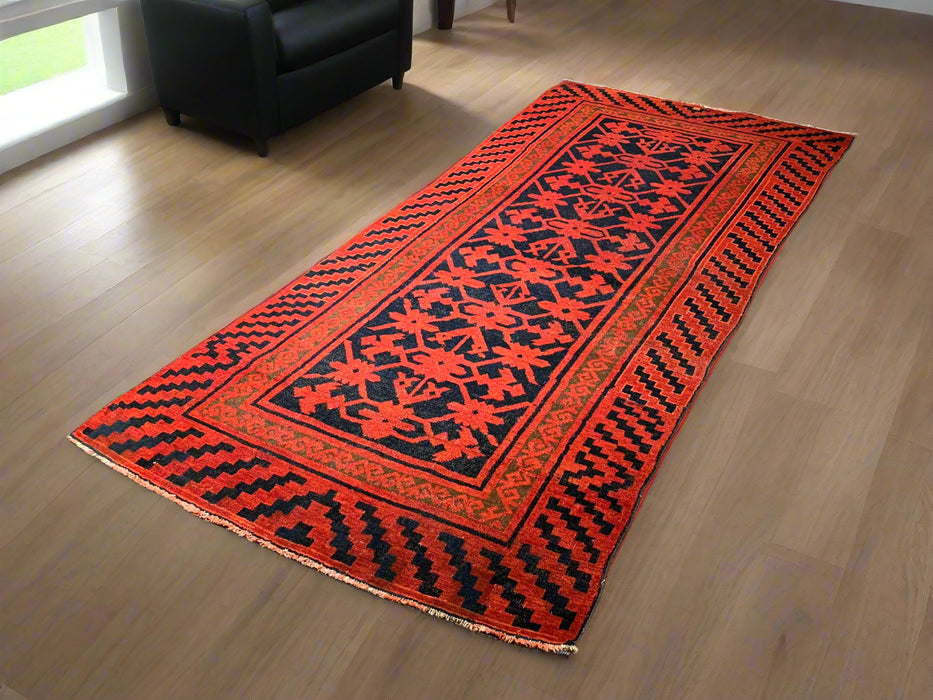 Timeless Beauty, Woven by Hand. Antique Persian Hamadan Rug, size 4' 2" x 9' 6"  (F)