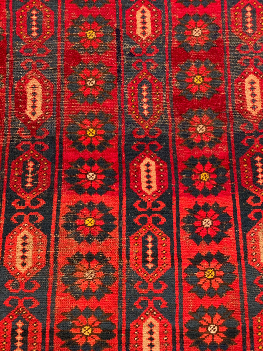 Antique Caucassion Rug, circa 1910-1920. 4' 8" x 9' 8"
