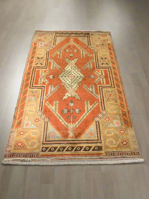 Antique Khotan Samarkand Rug, circa 1910's, size 5' 3" x 8' 7"