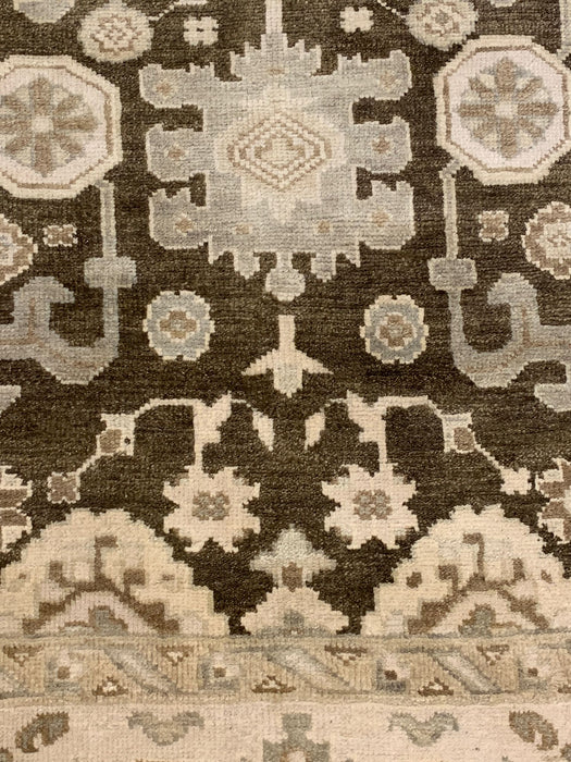 Hand-Knotted Sultanabad Vegetable-Dyed Wool Rug, 5' 9" x 8' 9"  (K)