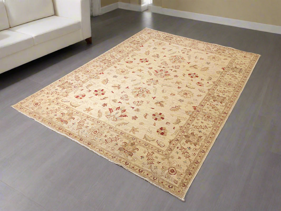 Hand-Knotted Sultanabad Vegetable-Dyed Wool Rug, 5' 6" x 7' 8"  (K)