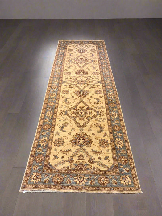 Hand-Knotted Sultanabad Vegetable-Dyed Wool Rug, 2' 9" x 10"  (K)