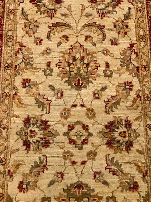 Hand-Knotted Sultanabad Vegetable-Dyed Wool Rug, 2' 8" x 10' 4" (K)