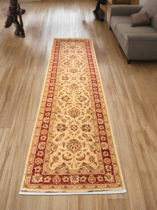 Hand-Knotted Sultanabad Vegetable-Dyed Wool Rug, 2' 8" x 10' 4" (K)