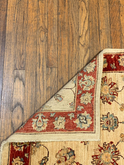 Hand-Knotted Sultanabad Vegetable-Dyed Wool Rug, 2' 6" x 7' 10" (K)