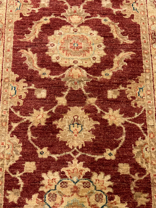 Hand-Knotted Sultanabad Vegetable-Dyed Wool Rug, 2' 6" x 8"  (K)