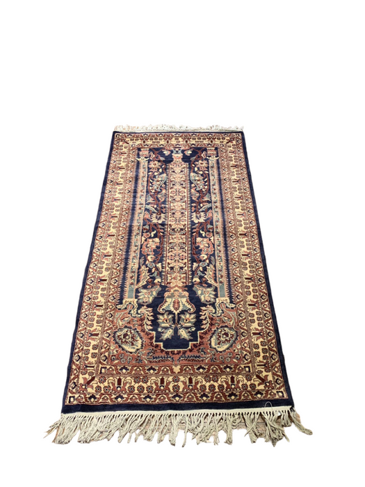 Hand-Knotted Rug – 100% Wool, size 2.4x5